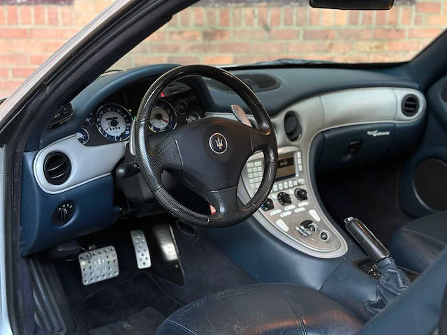 Maserati coupé cambiocorsa 4200 gt 4.2 v8 390pk 2005 youngtimer - afbeelding 15 van  36