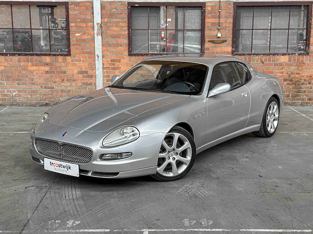 Maserati coupé cambiocorsa 4200 gt 4.2 v8 390pk 2005 youngtimer - afbeelding 5 van  36