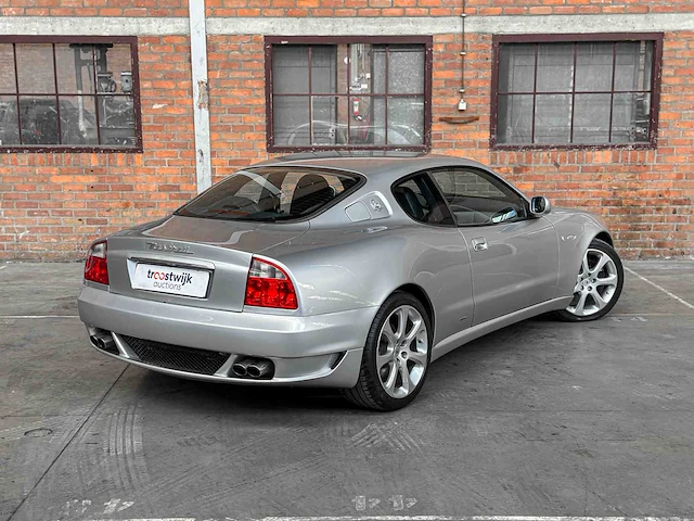 Maserati coupé cambiocorsa 4200 gt 4.2 v8 390pk 2005 youngtimer - afbeelding 8 van  36