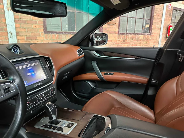 Maserati ghibli 3.0 401pk 2016 - afbeelding 11 van  44