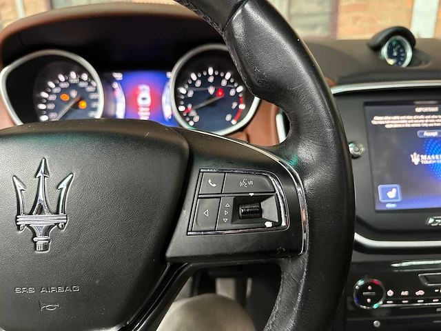 Maserati ghibli 3.0 401pk 2016 - afbeelding 15 van  44