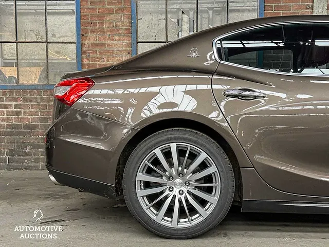 Maserati ghibli 3.0 v6 330pk 2014 -orig. nl-, 1-tgt-21 - afbeelding 13 van  52