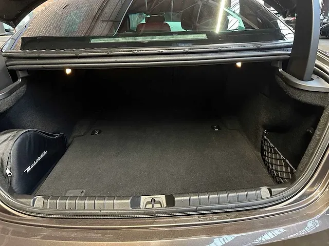 Maserati ghibli 3.0 v6 330pk 2014 -orig. nl-, 1-tgt-21 - afbeelding 45 van  52