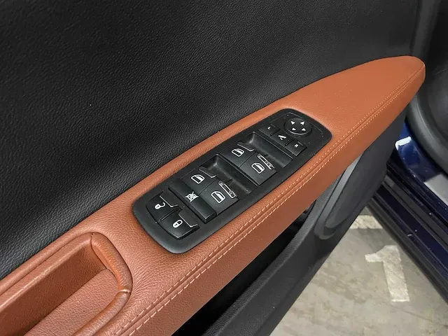 Maserati ghibli 3.0 v6 d 275pk 2014, x-048-bf - afbeelding 44 van  63