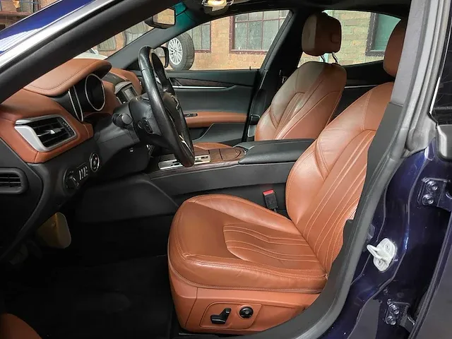 Maserati ghibli 3.0 v6 d 275pk 2014, x-048-bf - afbeelding 53 van  63
