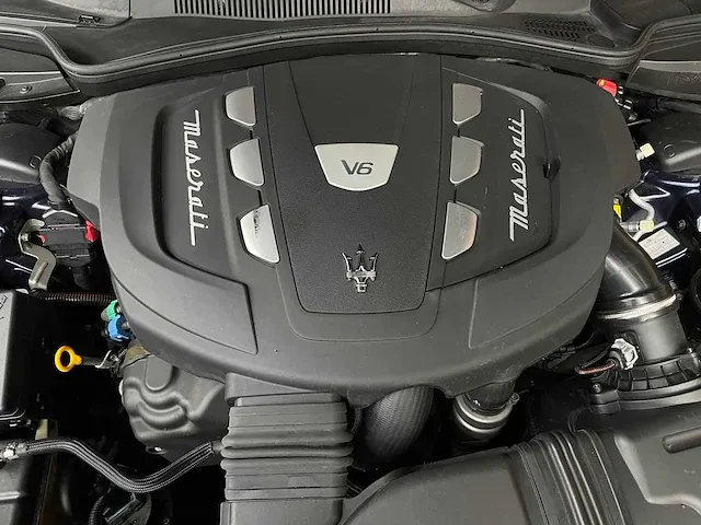 Maserati ghibli 3.0 v6 d 275pk 2014, x-048-bf - afbeelding 60 van  63