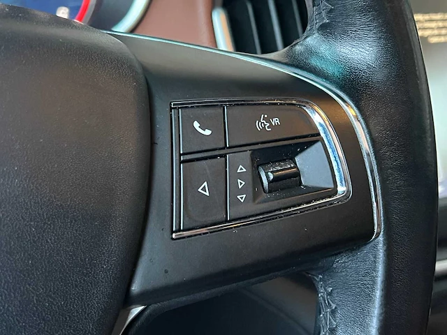 Maserati ghibli 3.0 v6 d 275pk 2014, x-048-bf - afbeelding 19 van  46