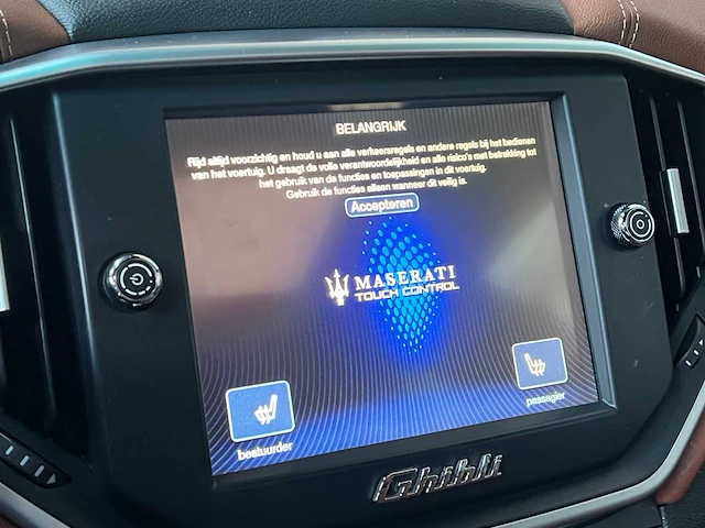 Maserati ghibli 3.0 v6 d 275pk 2014, x-048-bf - afbeelding 25 van  46