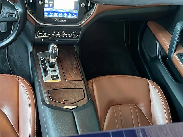 Maserati ghibli 3.0 v6 d 275pk 2014, x-048-bf - afbeelding 29 van  46