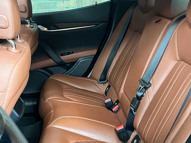 Maserati ghibli 3.0 v6 d 275pk 2014, x-048-bf - afbeelding 32 van  46
