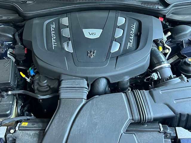 Maserati ghibli 3.0 v6 d 275pk 2014, x-048-bf - afbeelding 41 van  46