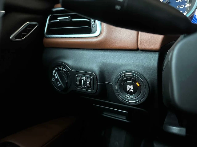 Maserati ghibli 3.0 v6 d 275pk 2015, 9-zhh-55 - afbeelding 19 van  52