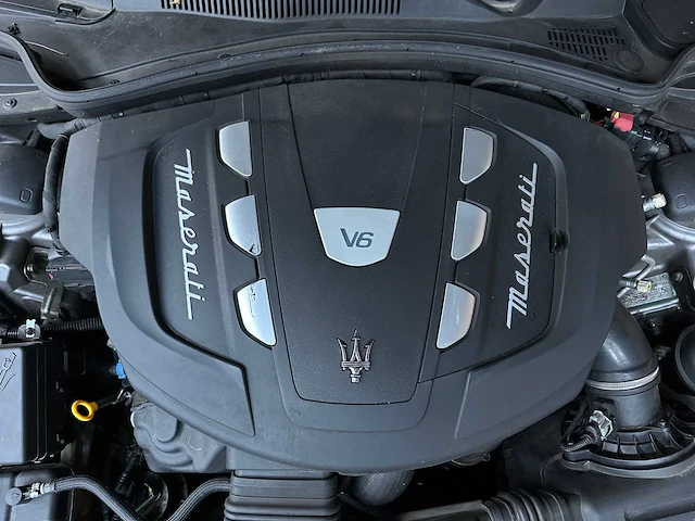 Maserati ghibli 3.0 v6 d 275pk 2015, 9-zhh-55 - afbeelding 47 van  52