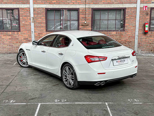 Maserati ghibli 3.0 v6 d 275pk 2015, 9-zsl-90 - afbeelding 17 van  49