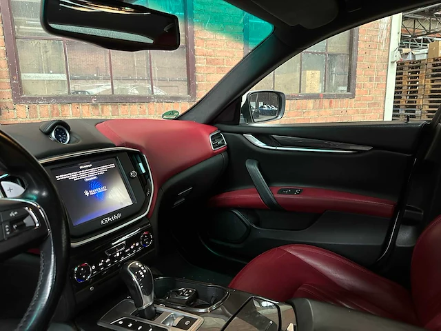 Maserati ghibli 3.0 v6 d 275pk 2015, 9-zsl-90 - afbeelding 23 van  49