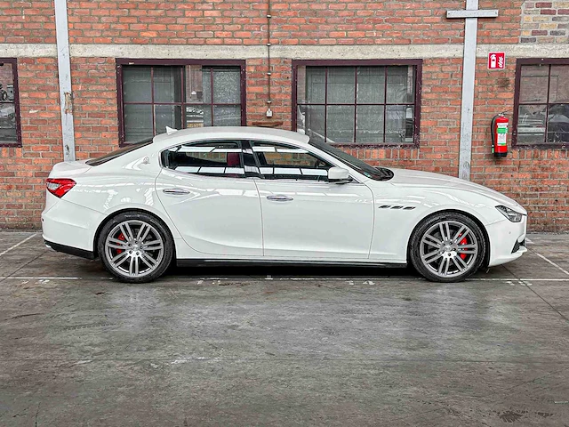 Maserati ghibli 3.0 v6 d 275pk 2015, 9-zsl-90 - afbeelding 10 van  49