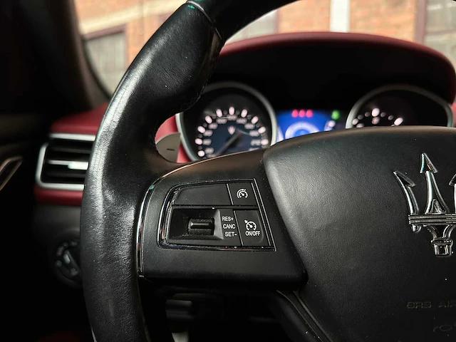 Maserati ghibli 3.0 v6 d 275pk 2015, 9-zsl-90 - afbeelding 18 van  49