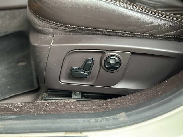 Maserati ghibli 3.0 v6 d 275pk 2015 (origineel-nl), hf-346-h - afbeelding 35 van  65