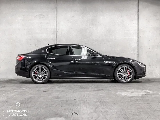 Maserati ghibli 3.0 v6 d gransport facelift -orig. nl- 275pk 2017, pg-705-r - afbeelding 5 van  59