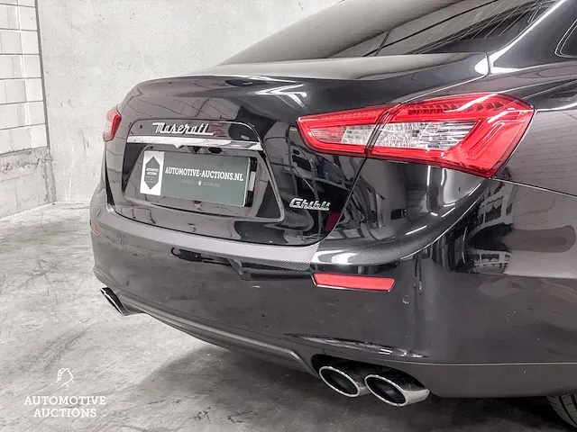 Maserati ghibli 3.0 v6 d gransport facelift -orig. nl- 275pk 2017, pg-705-r - afbeelding 9 van  59
