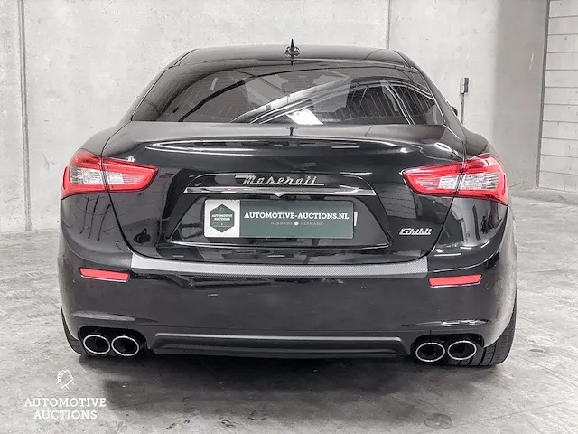 Maserati ghibli 3.0 v6 d gransport facelift -orig. nl- 275pk 2017, pg-705-r - afbeelding 13 van  59