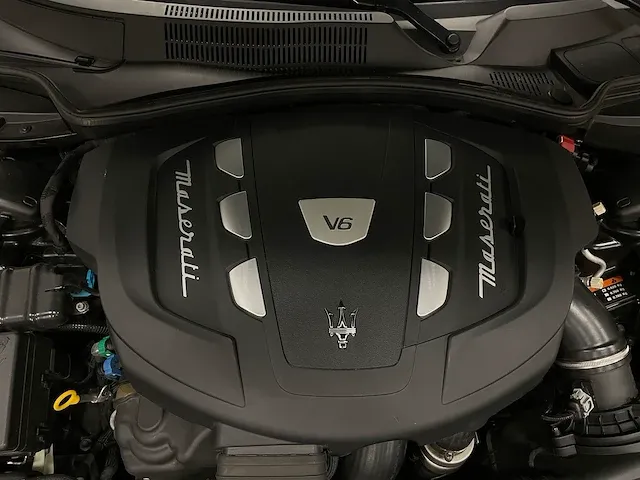 Maserati ghibli 3.0 v6 d gransport facelift -orig. nl- 275pk 2017, pg-705-r - afbeelding 50 van  59