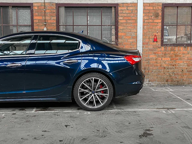 Maserati ghibli 3.0 v6 granlusso 349pk 2019 (origineel-nl), xj-658-t - afbeelding 15 van  74