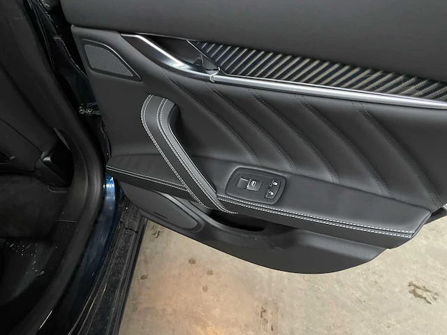 Maserati ghibli 3.0 v6 granlusso 349pk 2019 (origineel-nl), xj-658-t - afbeelding 21 van  74