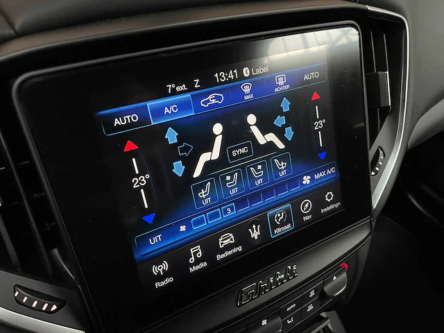 Maserati ghibli 3.0 v6 granlusso 349pk 2019 (origineel-nl), xj-658-t - afbeelding 36 van  74