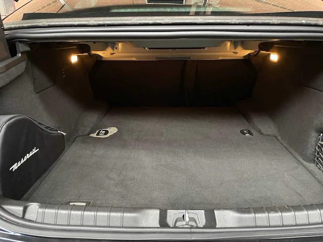 Maserati ghibli 3.0 v6 granlusso 349pk 2019 (origineel-nl), xj-658-t - afbeelding 64 van  74
