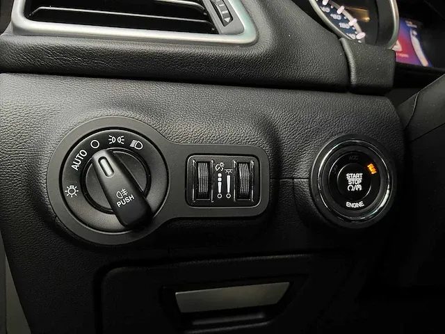 Maserati ghibli d 3.0 v6 275pk 2015 (origineel-nl), gl-435-v - afbeelding 38 van  66
