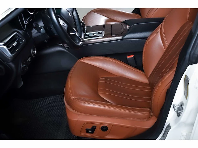 Maserati ghibli q4 sedan 3,0l v6 - 2015 - afbeelding 12 van  100