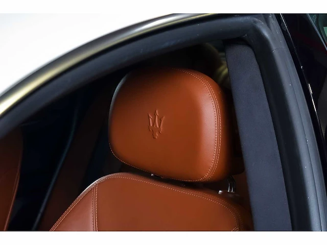 Maserati ghibli q4 sedan 3,0l v6 - 2015 - afbeelding 18 van  100