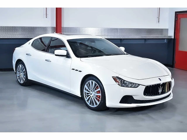 Maserati ghibli q4 sedan 3,0l v6 - 2015 - afbeelding 20 van  100