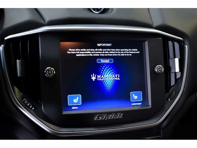Maserati ghibli q4 sedan 3,0l v6 - 2015 - afbeelding 25 van  100