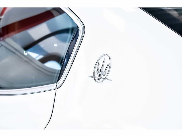 Maserati ghibli q4 sedan 3,0l v6 - 2015 - afbeelding 35 van  100