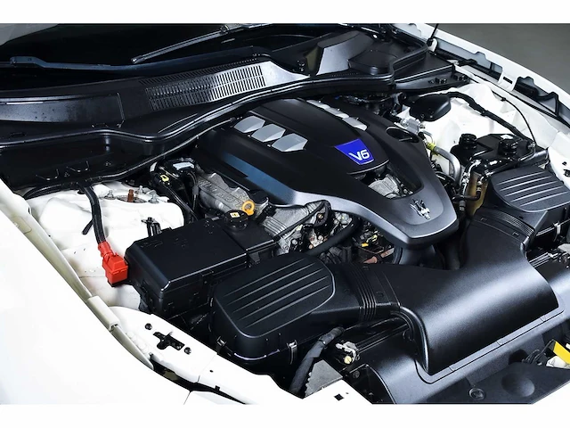 Maserati ghibli q4 sedan 3,0l v6 - 2015 - afbeelding 58 van  100