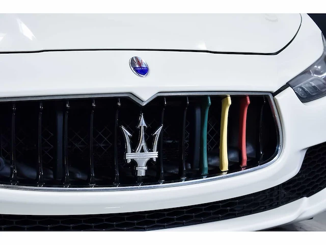 Maserati ghibli q4 sedan 3,0l v6 - 2015 - afbeelding 77 van  100