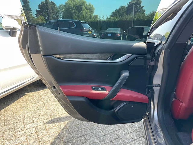 Maserati ghibli s q4 3.0 v6 410pk 2015 - afbeelding 22 van  38