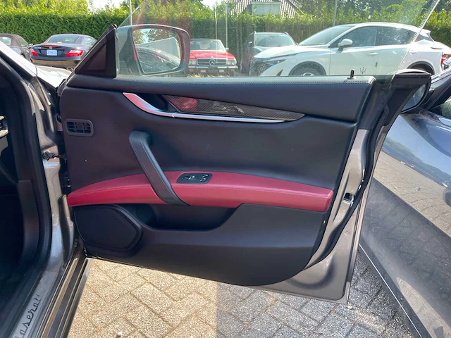 Maserati ghibli s q4 3.0 v6 410pk 2015 - afbeelding 27 van  38