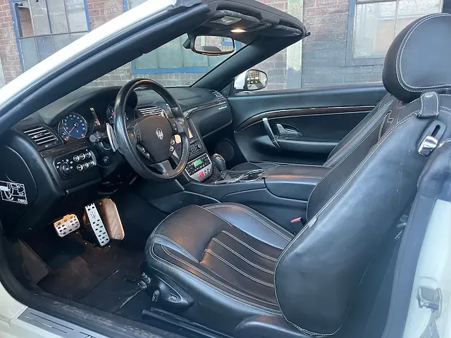 Maserati gran cabrio 4.7 460pk 2010 - afbeelding 21 van  52