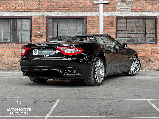 Maserati grancabrio 4.2 v8 402pk 2010 - afbeelding 7 van  52