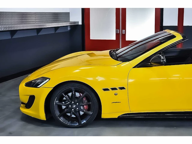 Maserati grancabrio sport convertible 4,7l v8 - 2016 - afbeelding 26 van  77
