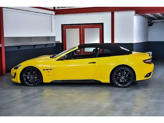 Maserati grancabrio sport convertible 4,7l v8 - 2016 - afbeelding 42 van  77
