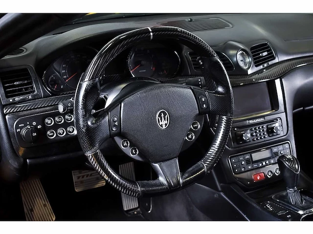 Maserati grancabrio sport convertible 4,7l v8 - 2016 - afbeelding 50 van  77