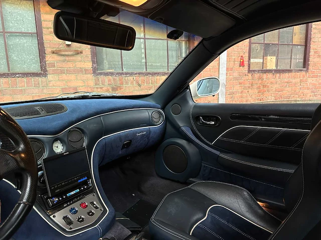 Maserati gransport 10th anniversary 4.2 v8 400pk 2007 youngtimer - afbeelding 19 van  49