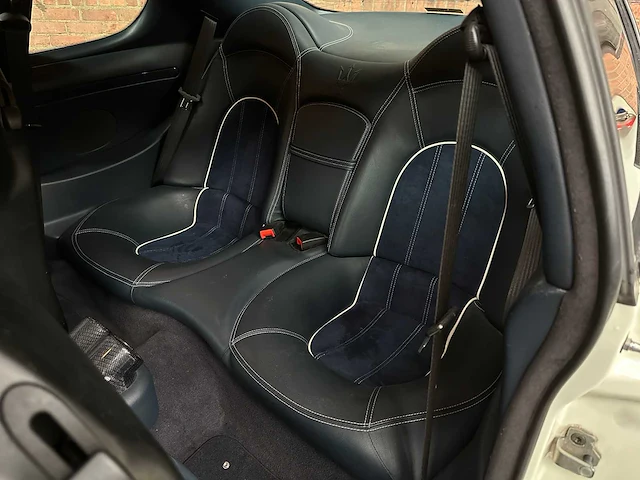 Maserati gransport 10th anniversary 4.2 v8 400pk 2007 youngtimer - afbeelding 38 van  49