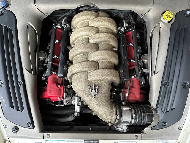 Maserati gransport 10th anniversary 4.2 v8 400pk 2007 youngtimer - afbeelding 42 van  49