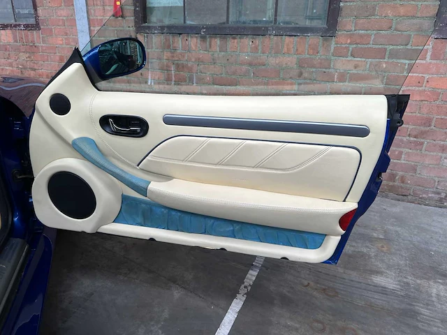 Maserati gransport coupé 4.2 v8 400pk 2005 youngtimer - afbeelding 25 van  39