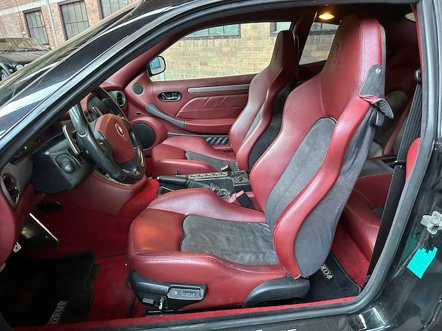 Maserati gransport coupe 4.2 v8 400pk 2006 -youngtimer- - afbeelding 25 van  38